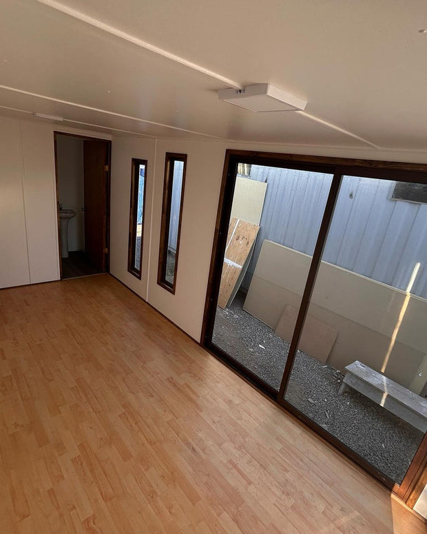 Kantoorcontainer 6x2,42 m - 15 m2 (Ref: 20123)