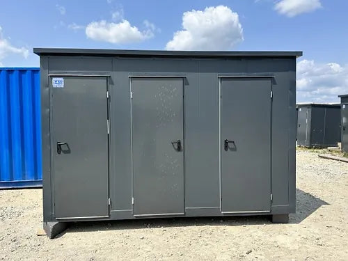 Sanitaire container met 3 cabines (Ref: S2107)