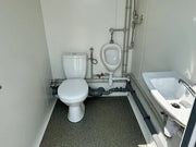 Sanitaire container met 3 cabines (Ref: S2107)